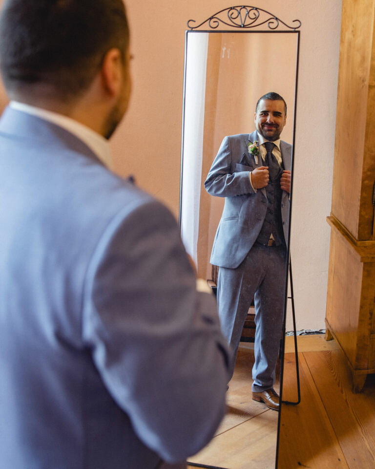 Intime Hochzeitsvorbereitungsaufnahmen